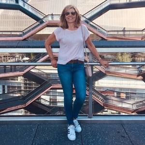 Meet your Posher, Lucy